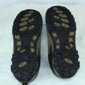 air money tennis shoes